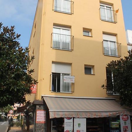 Apartaments Can Claudi Tossa de Mar Exterior foto