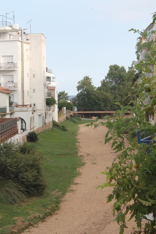 Apartaments Can Claudi Tossa de Mar Exterior foto