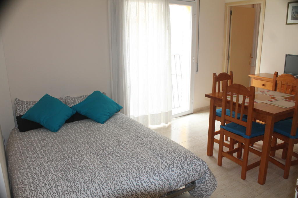 Apartaments Can Claudi Tossa de Mar Exterior foto